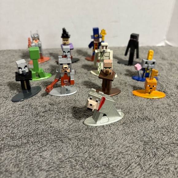 13 Jada Toys Minecraft Nano Metafigs Die Cast Metal Figurines Tamed Wolf Hex +++ - Picture 1 of 7